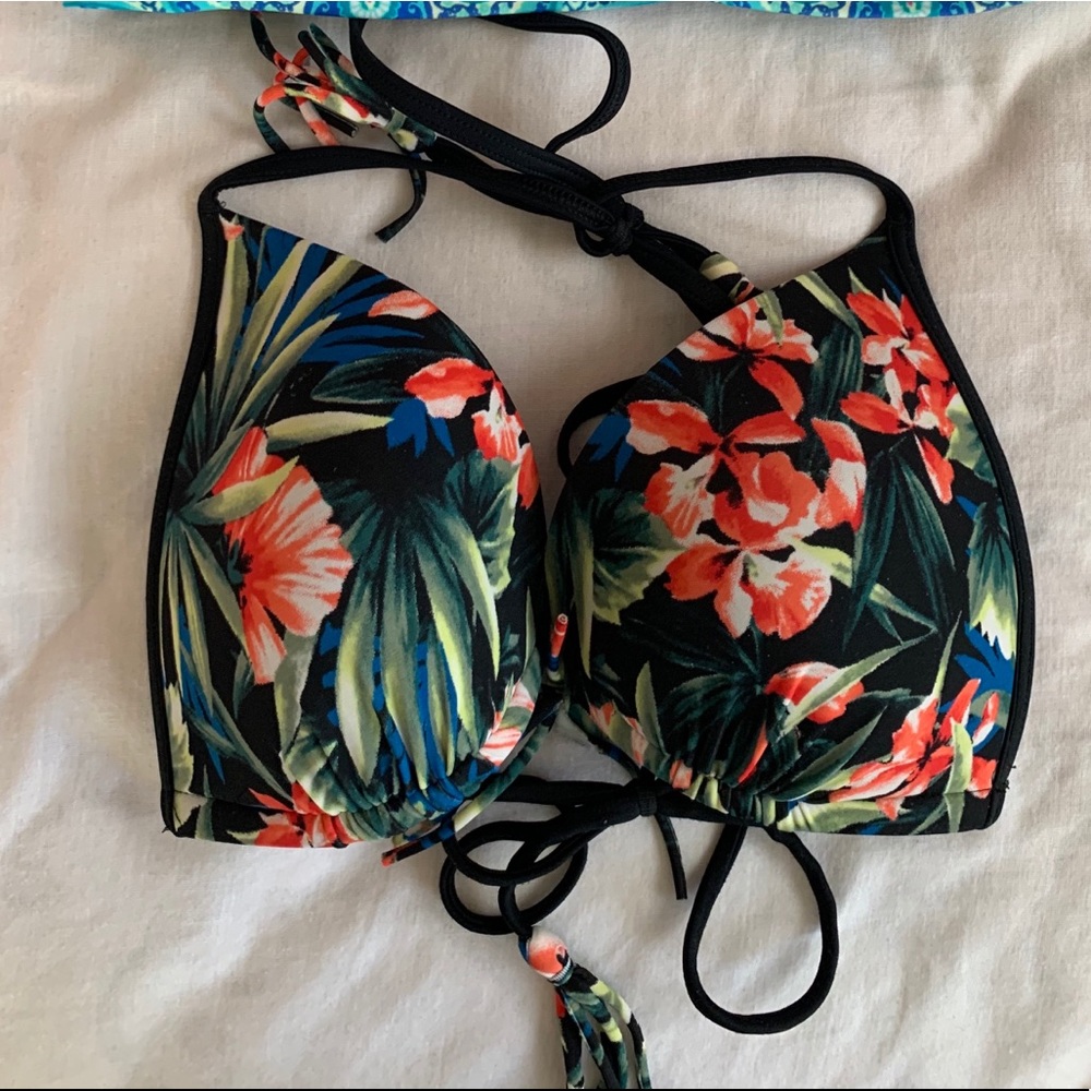 bikini top
